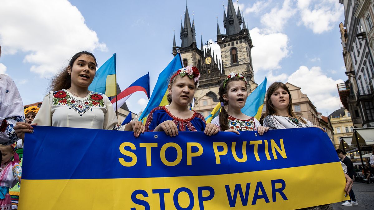 Dopady války na Česko. I po roce stojí Češi jasně za Ukrajinou